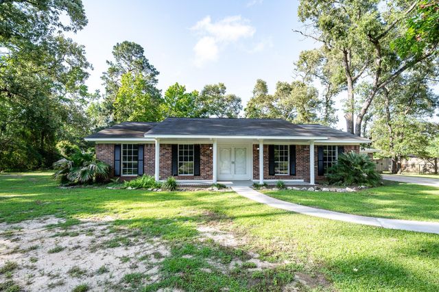20650 S Hillcrest Drive, Porter, TX 77365