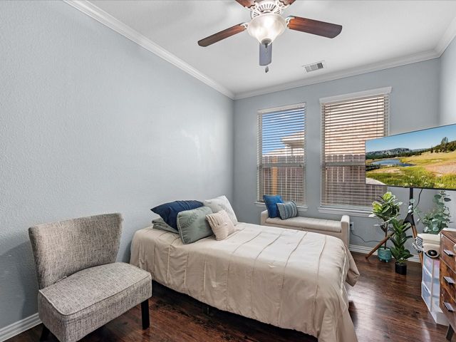 623 Orchid Hill Drive E, Conroe, TX 77301