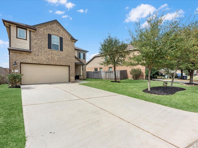 623 Orchid Hill Drive E, Conroe, TX 77301