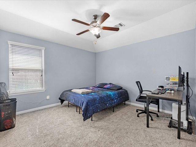 623 Orchid Hill Drive E, Conroe, TX 77301