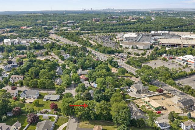78 Blossom Rd, Braintree, MA 02184
