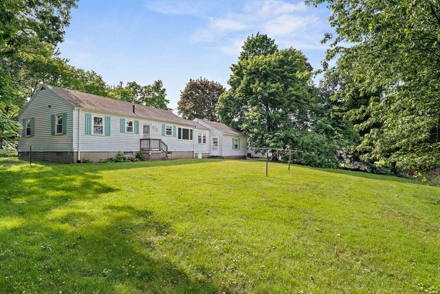 78 Blossom Rd, Braintree, MA 02184