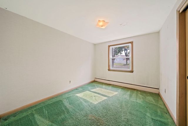 78 Blossom Rd, Braintree, MA 02184