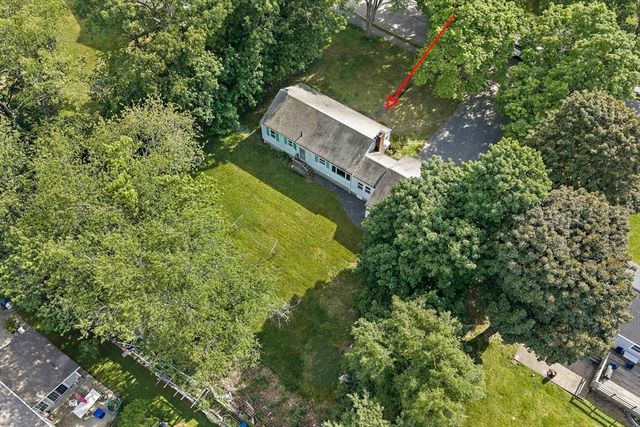 78 Blossom Rd, Braintree, MA 02184