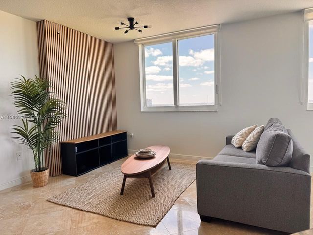 1745 E Hallandale Beach Blvd 2302W, Hallandale Beach, FL 33009