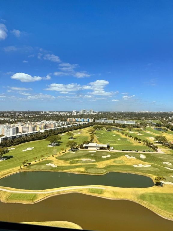 1745 E Hallandale Beach Blvd 2302W, Hallandale Beach, FL 33009