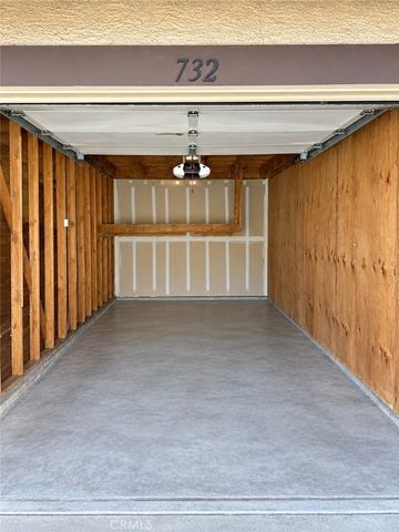 21372 Brookhurst 732, Huntington Beach, CA 92646