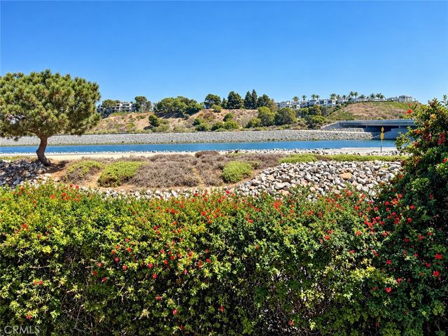 21372 Brookhurst 732, Huntington Beach, CA 92646