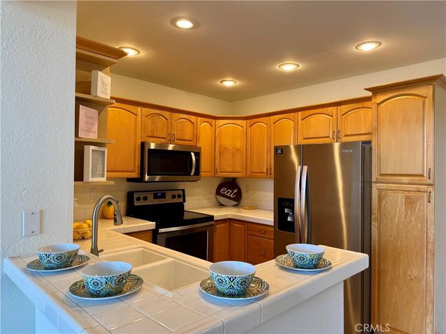 21372 Brookhurst 732, Huntington Beach, CA 92646