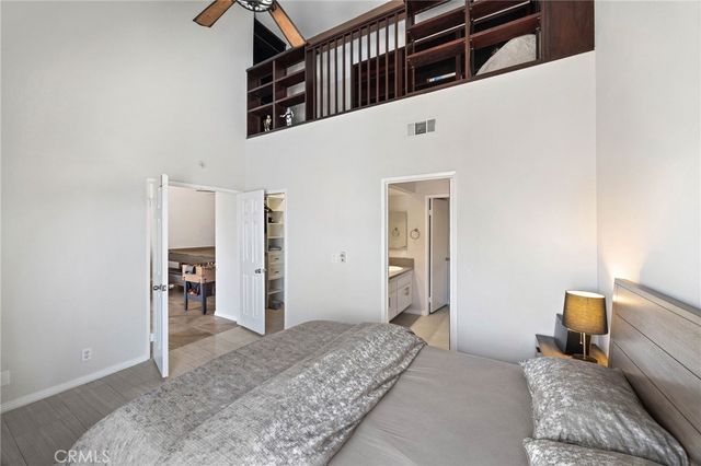 810 Baker 210, Costa Mesa, CA 92626