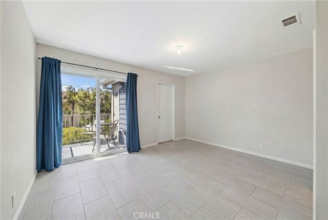 810 Baker 210, Costa Mesa, CA 92626