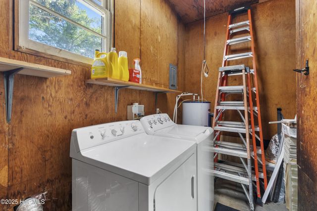 624 Jabbertown Road, Southport, NC 28461