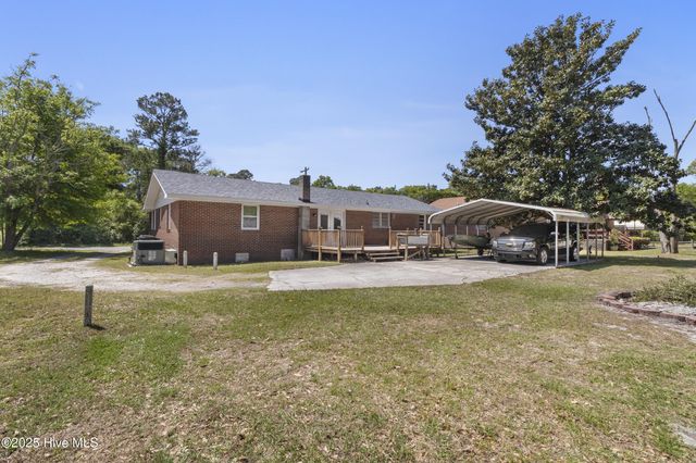 624 Jabbertown Road, Southport, NC 28461