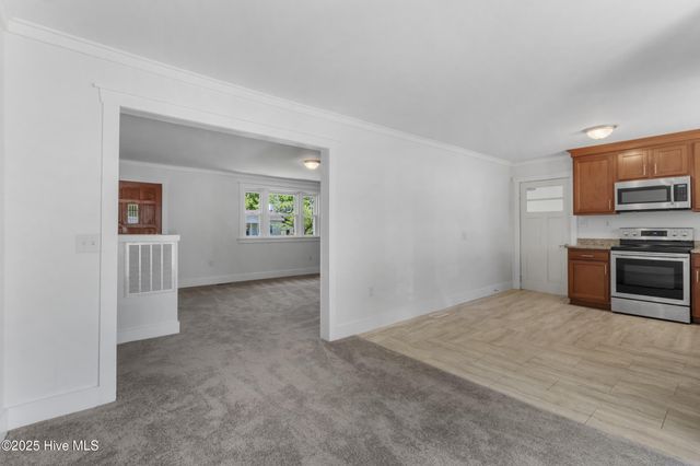 624 Jabbertown Road, Southport, NC 28461