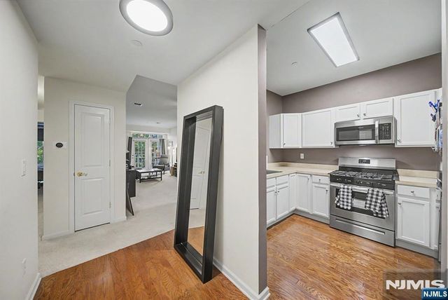 175 Rochelle Avenue 218, Rochelle Park, NJ 07662