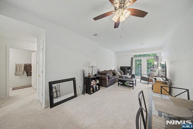 175 Rochelle Avenue 218, Rochelle Park, NJ 07662