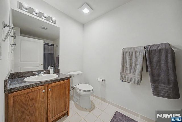 175 Rochelle Avenue 218, Rochelle Park, NJ 07662