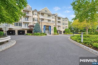 175 Rochelle Avenue 218, Rochelle Park, NJ 07662