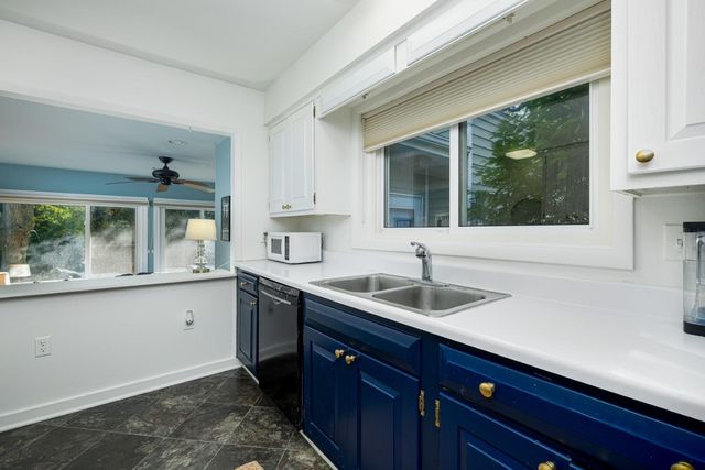 3163 Baylis Drive, Ann Arbor, MI 48108