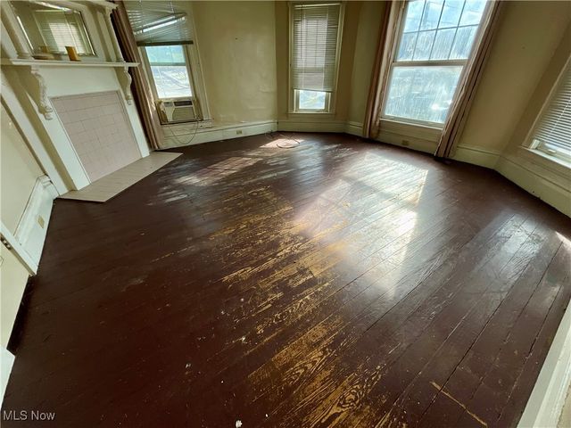 207 George Street, St Marys, WV 26170