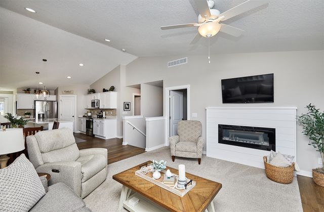 4402 NW 13th Street, Ankeny, IA 50023