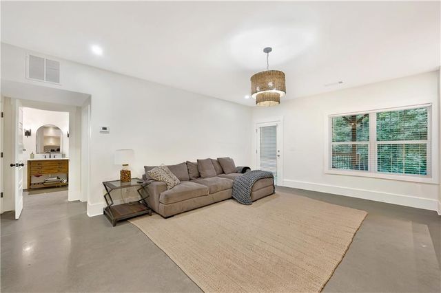 2230 Main Street NW, Atlanta, GA 30318