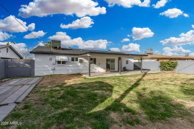 3433 E GRANADA Road, Phoenix, AZ 85008