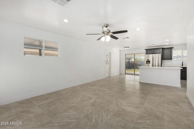 3433 E GRANADA Road, Phoenix, AZ 85008