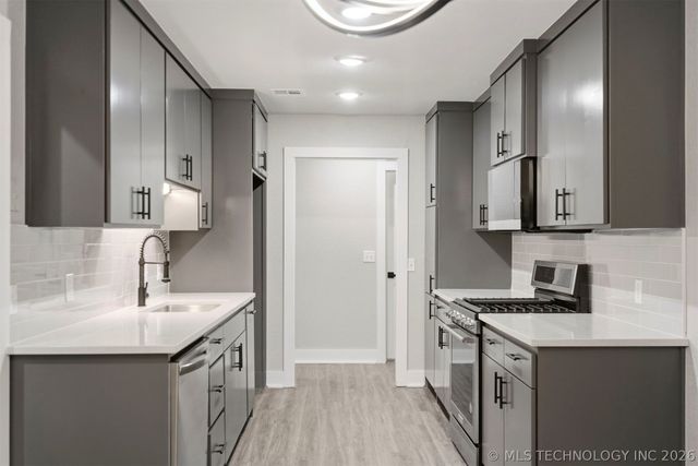 3012 W 70th Street, Tulsa, OK 74132