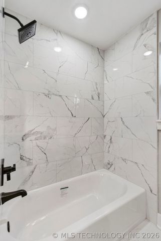 3012 W 70th Street, Tulsa, OK 74132