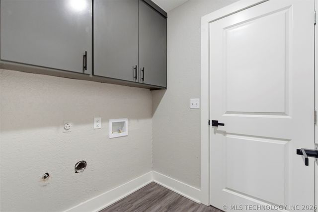 3012 W 70th Street, Tulsa, OK 74132