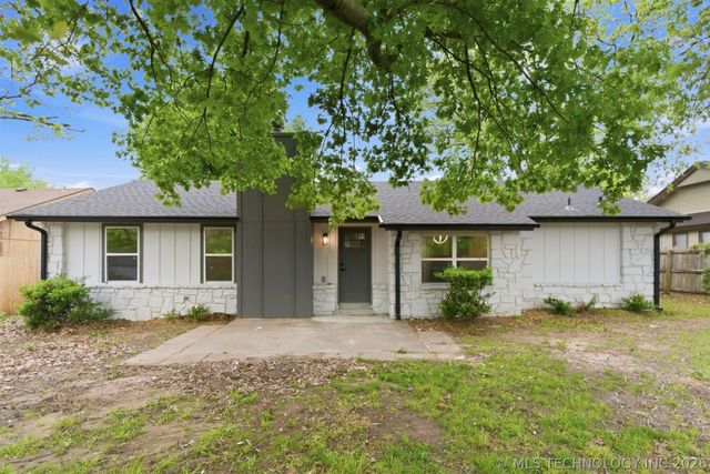 3012 W 70th Street, Tulsa, OK 74132
