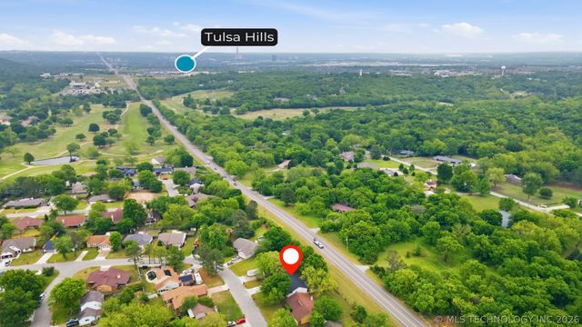 3012 W 70th Street, Tulsa, OK 74132