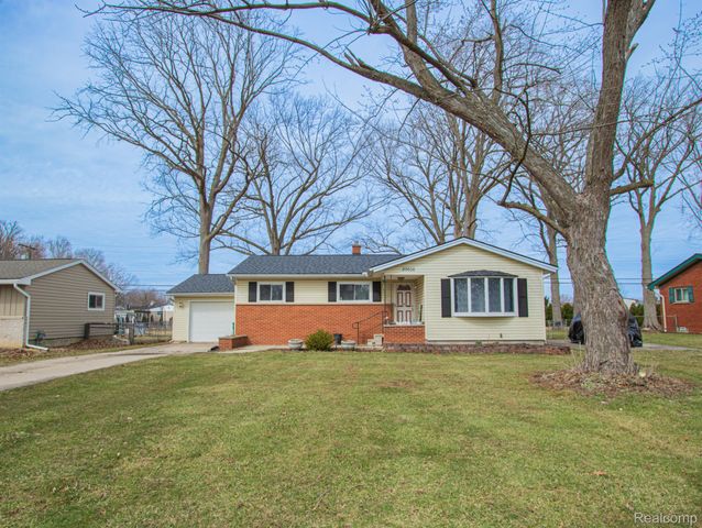 20656 Newman Drive, Brownstown Charter Township, MI 48183