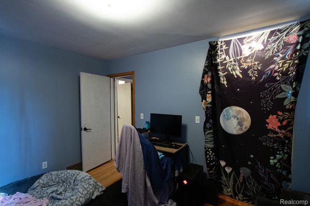 20656 Newman Drive, Brownstown Charter Township, MI 48183