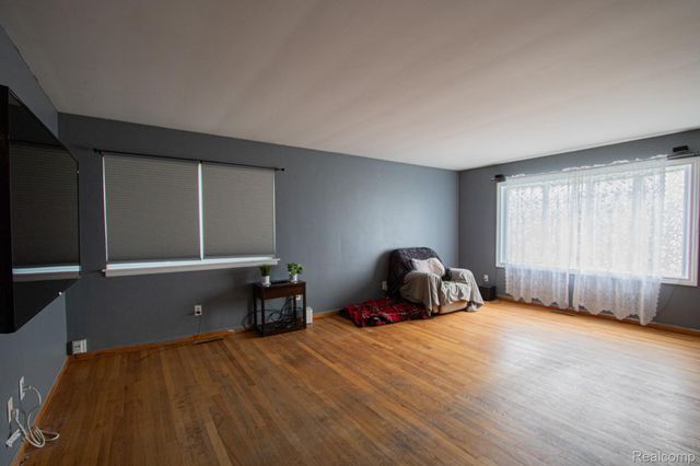 20656 Newman Drive, Brownstown Charter Township, MI 48183