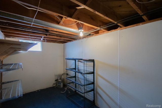 20656 Newman Drive, Brownstown Charter Township, MI 48183