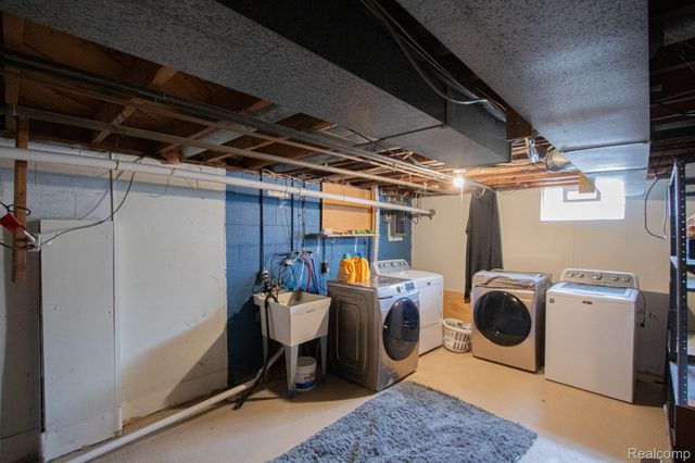 20656 Newman Drive, Brownstown Charter Township, MI 48183