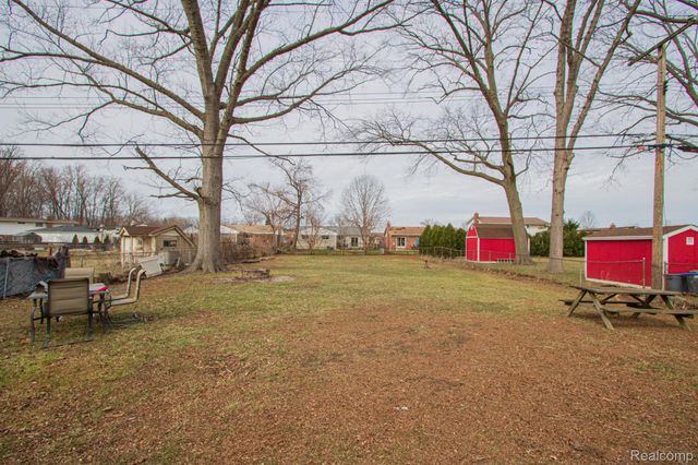 20656 Newman Drive, Brownstown Charter Township, MI 48183