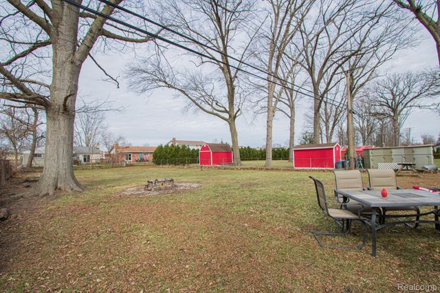 20656 Newman Drive, Brownstown Charter Township, MI 48183