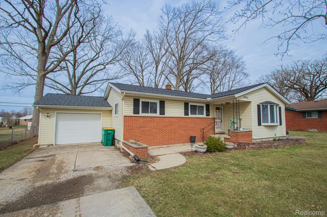 20656 Newman Drive, Brownstown Charter Township, MI 48183