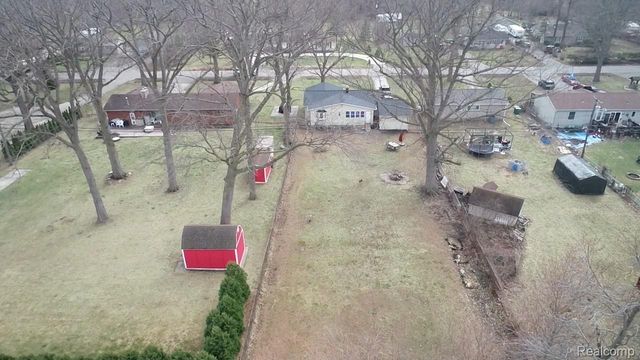 20656 Newman Drive, Brownstown Charter Township, MI 48183