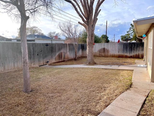 3503 Dentcrest Dr, Midland, TX 79707