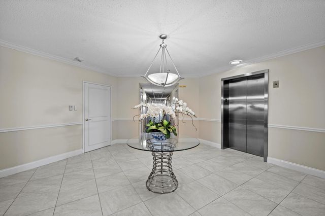 2600 N Flagler Drive 1007, West Palm Beach, FL 33407