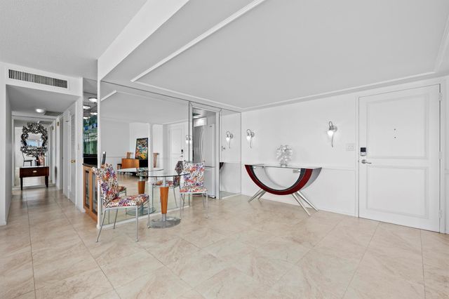 2600 N Flagler Drive 1007, West Palm Beach, FL 33407