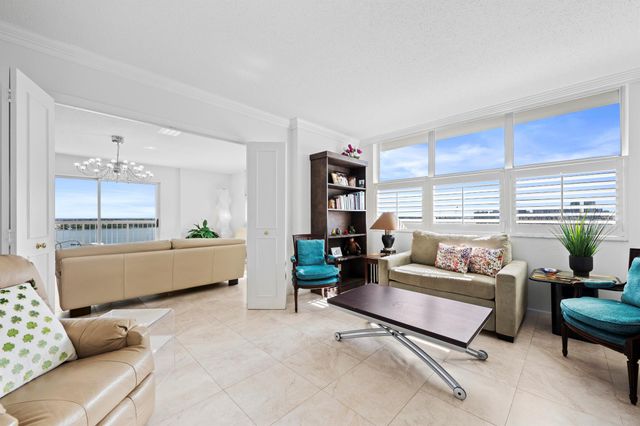 2600 N Flagler Drive 1007, West Palm Beach, FL 33407