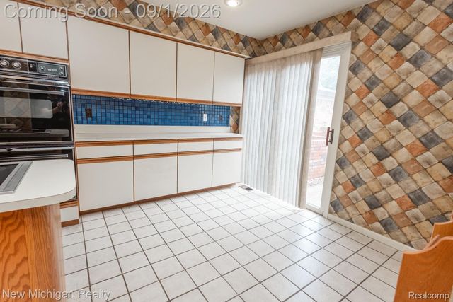 49355 Marquette Court, Shelby Charter Township, MI 48315