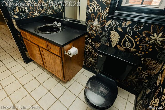 49355 Marquette Court, Shelby Charter Township, MI 48315