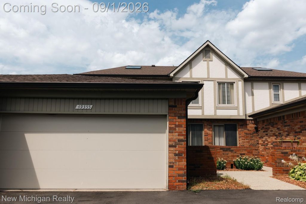 49355 Marquette Court, Shelby Charter Township, MI 48315