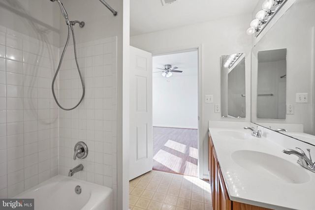 10104 SIR REYNARD LN, Bristow, VA 20136